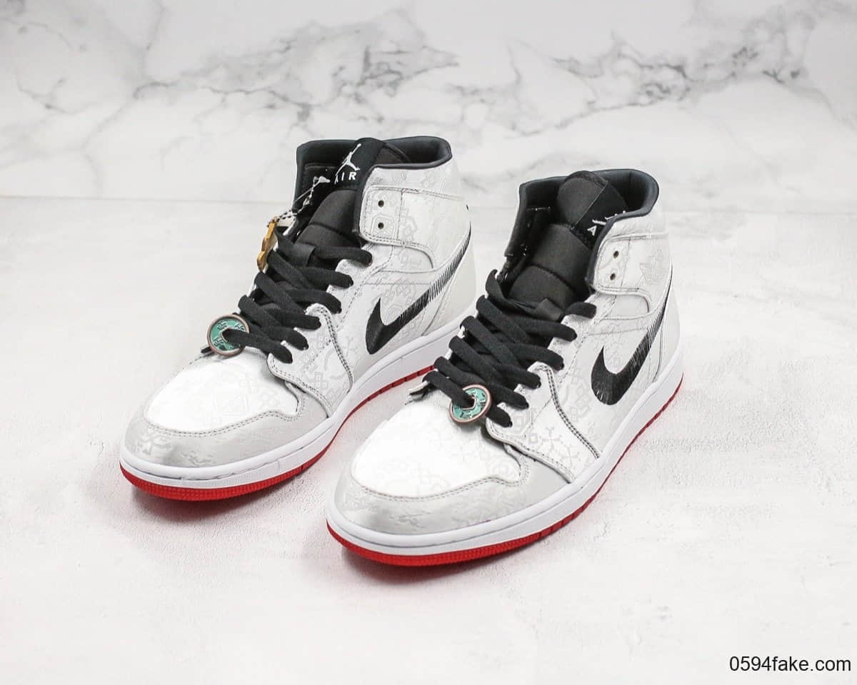 乔丹Air Jordan 1 Mid Fearless x CLOT纯原版本陈冠希联名款AJ1白丝绸双面可撕内置气垫原盒原标 货号:CU2804-100