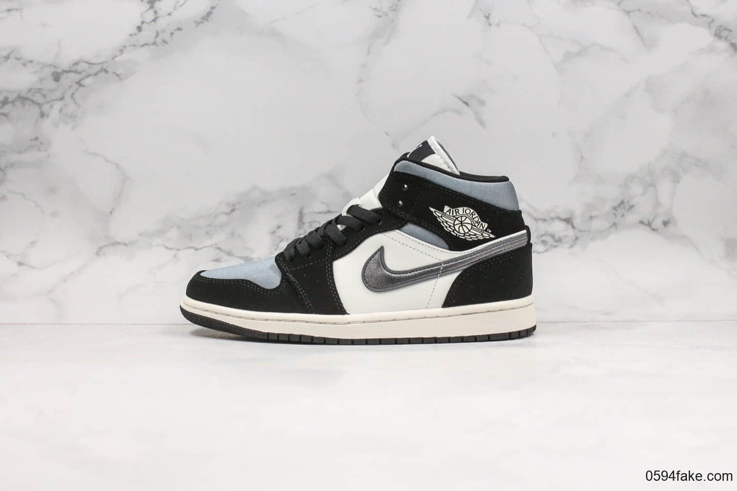 乔丹Air Jordan 1 Mid公司级版本中帮aj1丝绸伯爵原盒原标原鞋开模一比一打造 (ID:24424) - 图片1