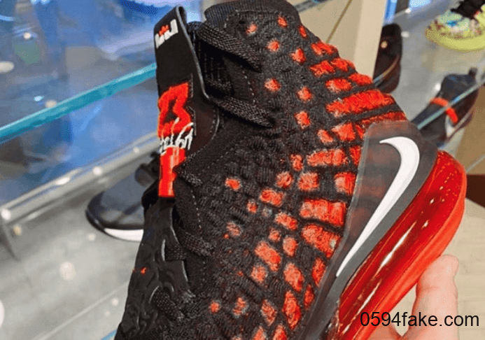 酷似AJ6黑红！全新 LeBorn 17 “Infrared”首度曝光！ (ID:24573) - 图片1