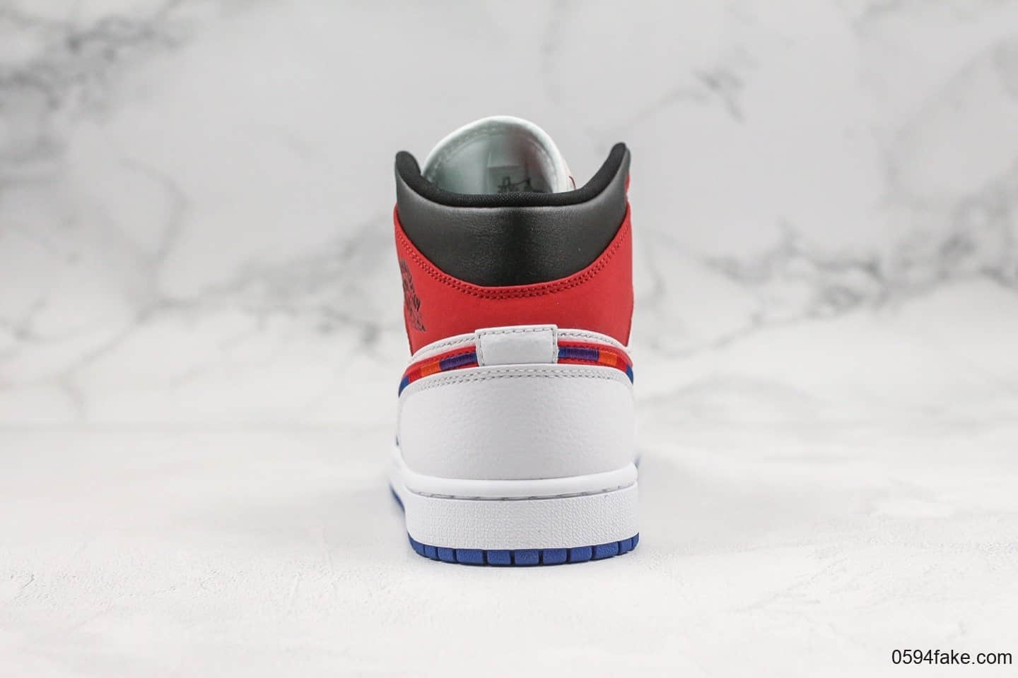 乔丹Air Jordan 1 Mid纯原版本中帮AJ1蓝幻勾彩色刺绣白蓝拼接原盒原标原档案数据开发 货号:852542-146