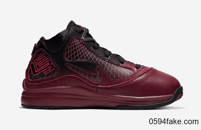 全家族尺码回归!Nike LeBron 7“ 圣诞节”配色明日发售! 货号:CU5133-600