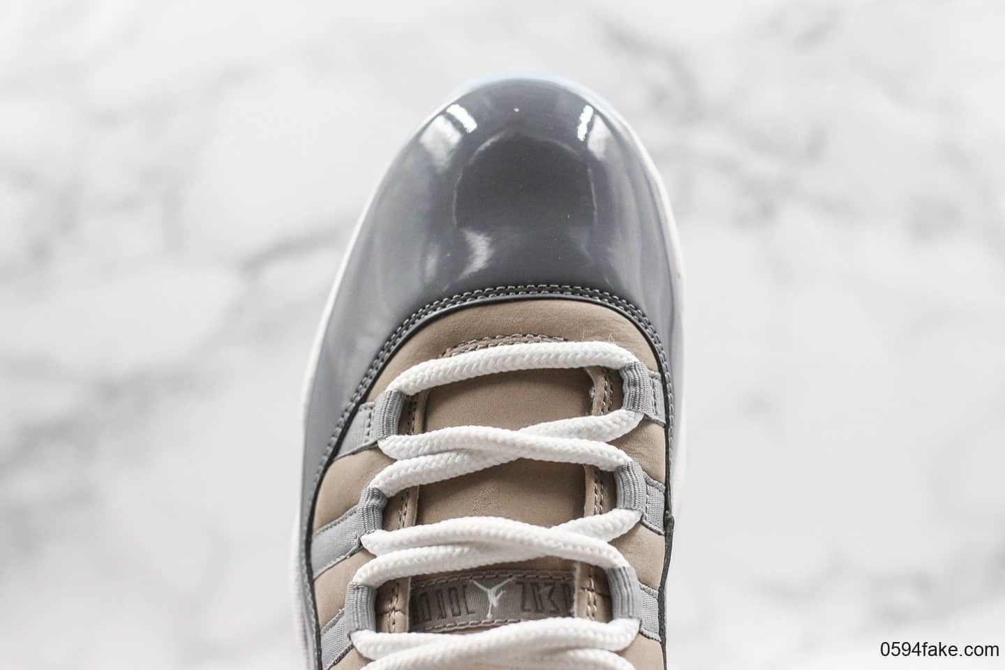 乔丹Air Jordan XI Low Bred纯原版本低帮AJ11酷灰内置真碳板加持原厂材料打造原盒配件 货号:528895-003