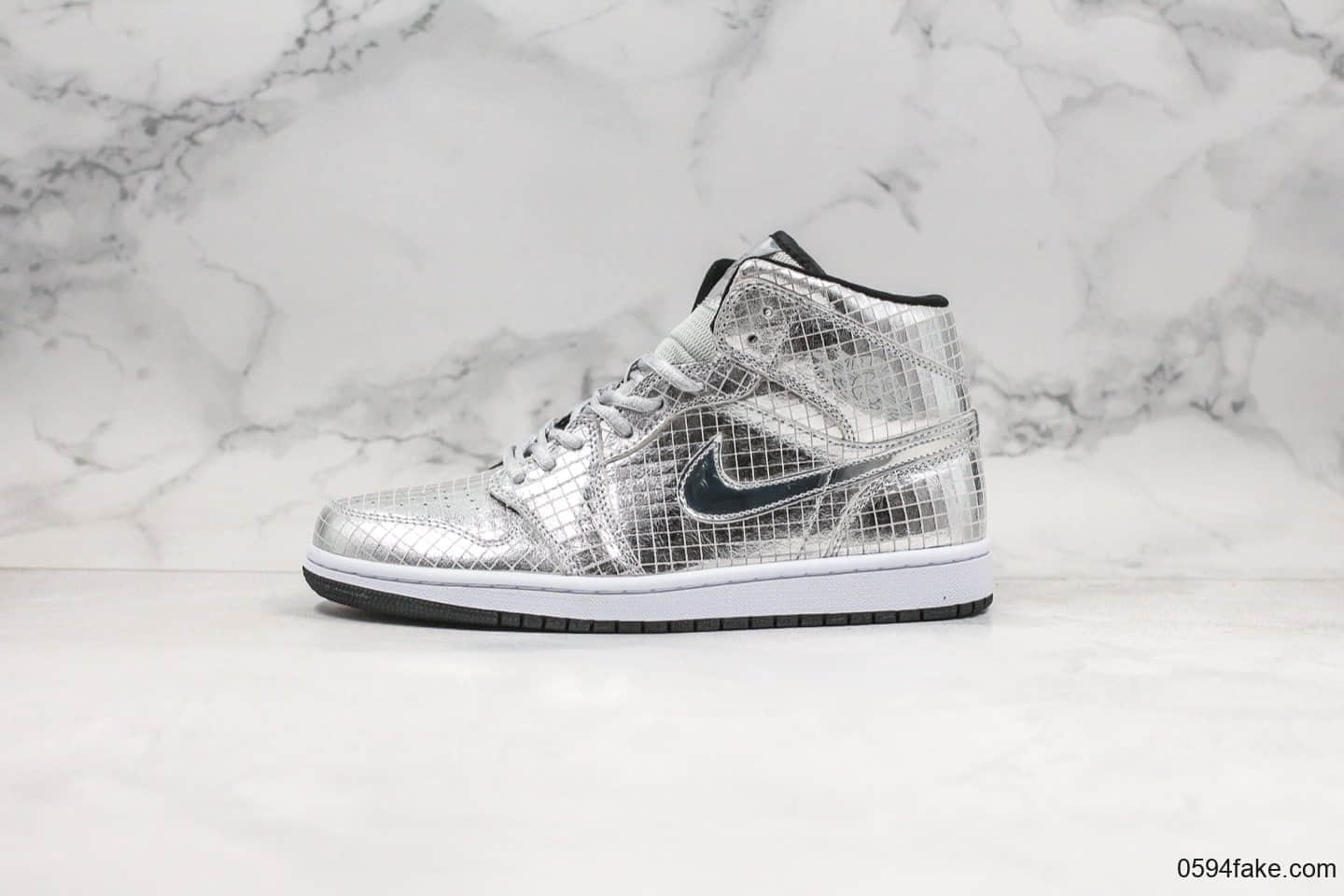 乔丹Air Jordan 1 Retro High OG公司级版本闪耀的灯球AJ1银色原盒原标原档案数据开发区别市面通货版本 (ID:26331) - 图片1