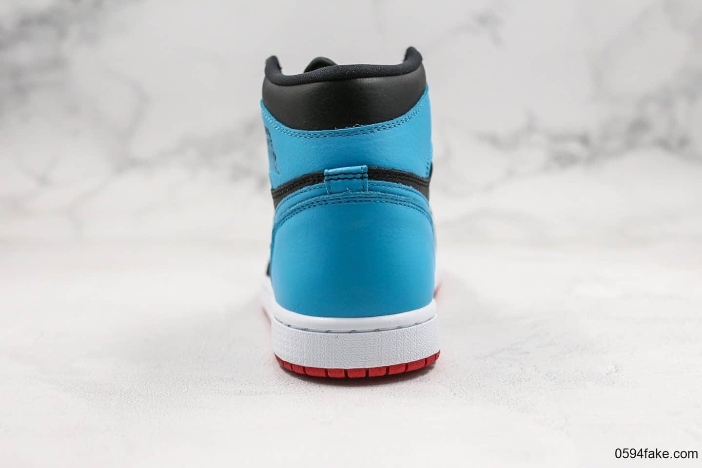 乔丹Nike Air Jordan 1 High OG WMNS UNC To Chicago纯原版本高帮AJ1红蓝配色正确荔枝纹头层皮鞋面材质 货号:CD0461-046