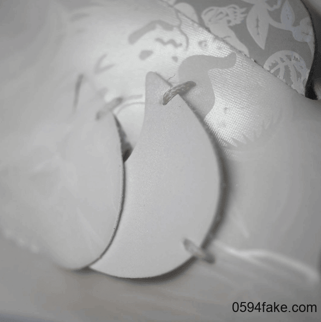 全新Nike Vandalised GEL WMNS首度曝光!解构+反光+断钩!酷炫十足!