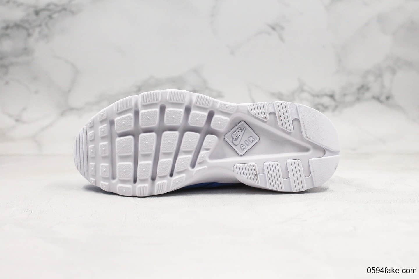 耐克Nike Air Huarache Ultra Suede纯原华莱士慢跑鞋麂皮蓝白色内置气垫全麂皮鞋面材质原盒原标 货号:829669-884