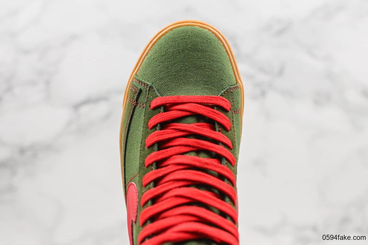 耐克Nike Blazer Mid QS HH公司级版本高帮开拓者复古红绿配色内置Zoom气垫原盒配件 货号:JL6806-400