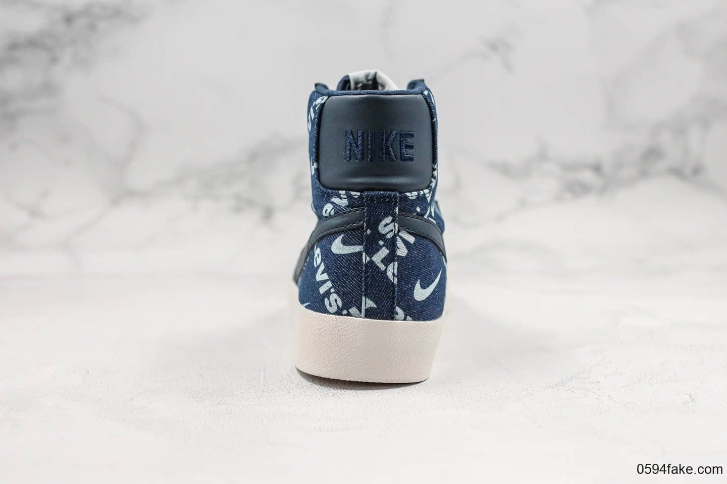 耐克LEVI'S NIKE W BLAZER MID QS HH纯原版本李维斯联名款高帮牛仔蓝帆布开拓者内置气垫原盒原标 货号:LH8238-002A