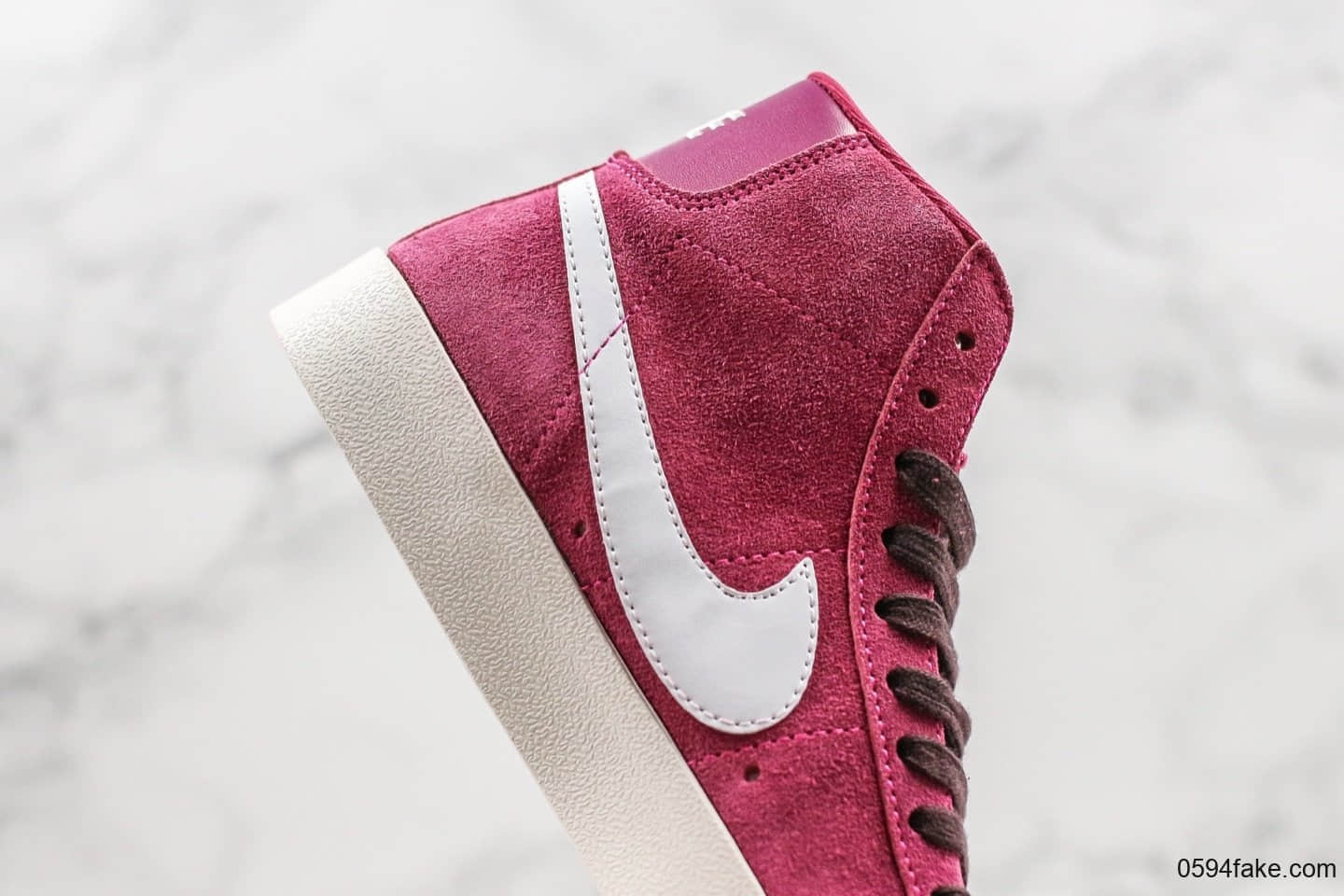 耐克Nike Blazer Mid Vintage Suede公司级版本高帮开拓者酒红白勾配色内置Zoom气垫原盒配件区别市面通货版本 货号:AV9376-601