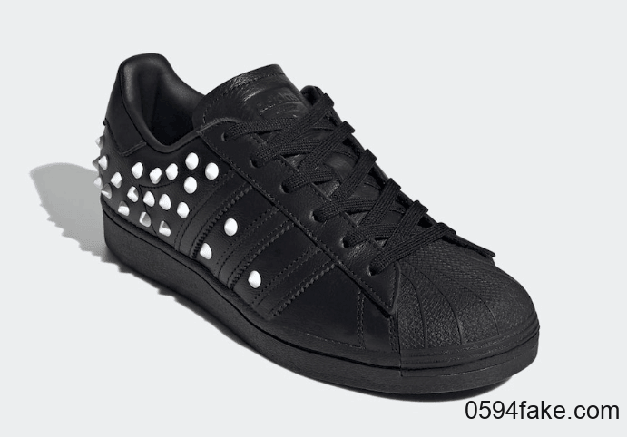铆钉贝壳头!全新adidas Superstar WMNS将于2月13日发售!
