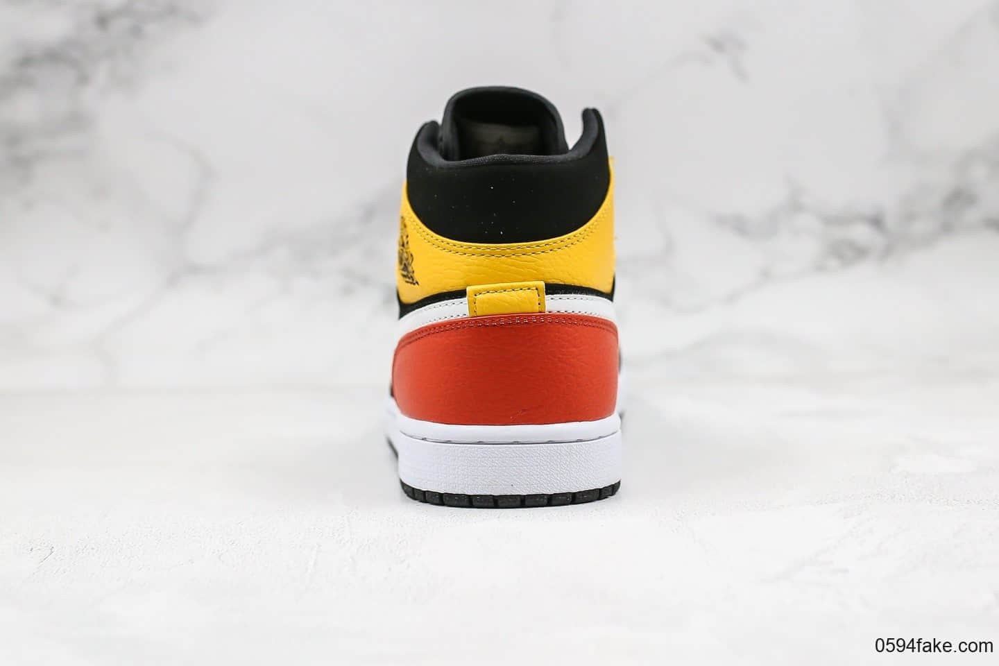 乔丹Air jordan 1 Mid纯原版本中帮AJ1黑黄扣碎拼接番茄炒蛋配色原档案数据开发原楦头原纸板打造 货号:852542-087