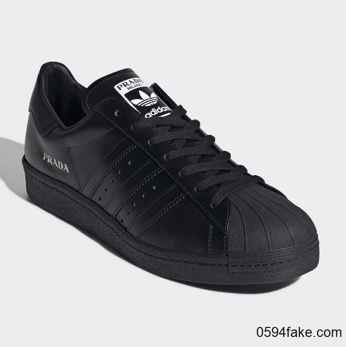 Prada x adidas Superstar三款新配色曝光!下月发售!依旧高规格!