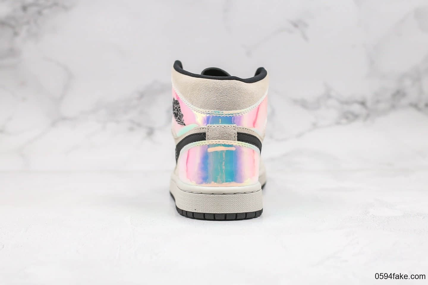 乔丹Air Jordan 1 Mid纯原版本中帮AJ1镭射卡其色原盒原标原档案数据开发 货号:CU2802-103