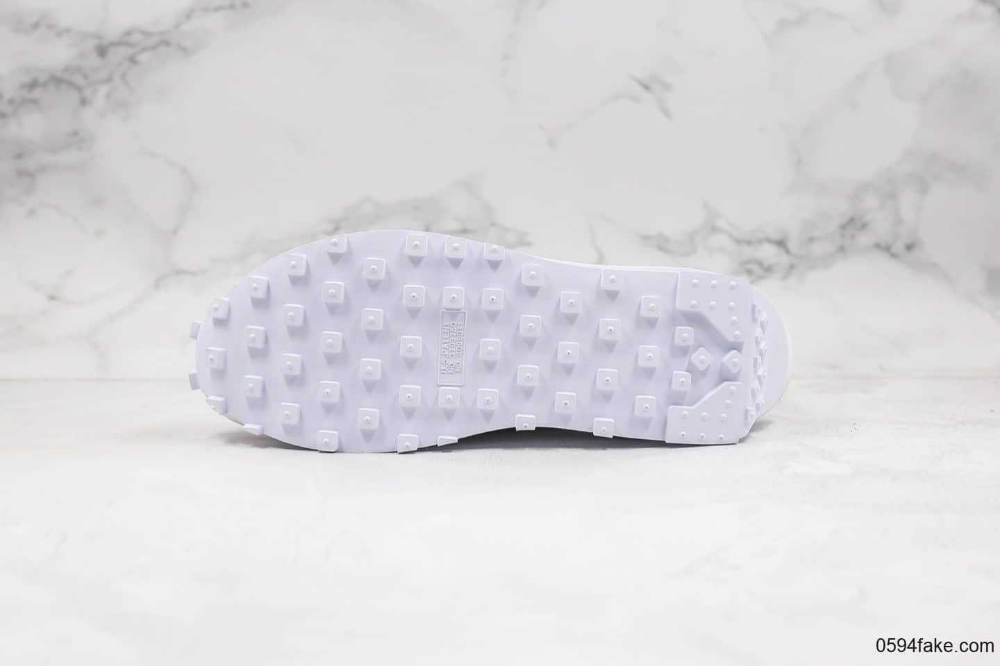 耐克NIKE LDV Waffle Grey White x SACAI纯原版本高桥盾联名款华夫鞋牛津布白色双钩原材料打造双层EVA组合大底 货号:BV0073-101