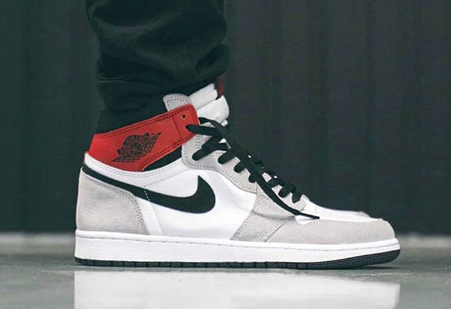 AJ1浅烟灰上脚美照来袭简直就是Union x AJ1的翻版！ (ID:32045) - 图片1