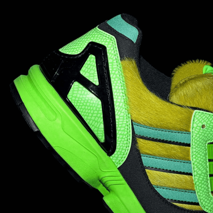 绿到你发慌!atmos x adidas ZX 8000 G-SNK 3联名曝光!