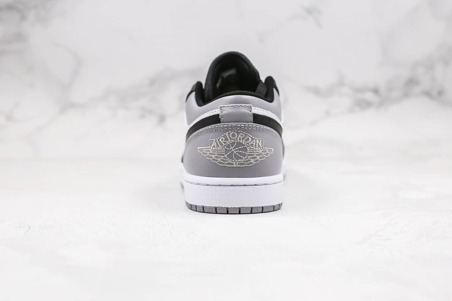 乔丹Air Jordan 1 Low纯原版本低帮AJ1黑灰脚趾正确鞋面头层皮材质 货号:553558-110