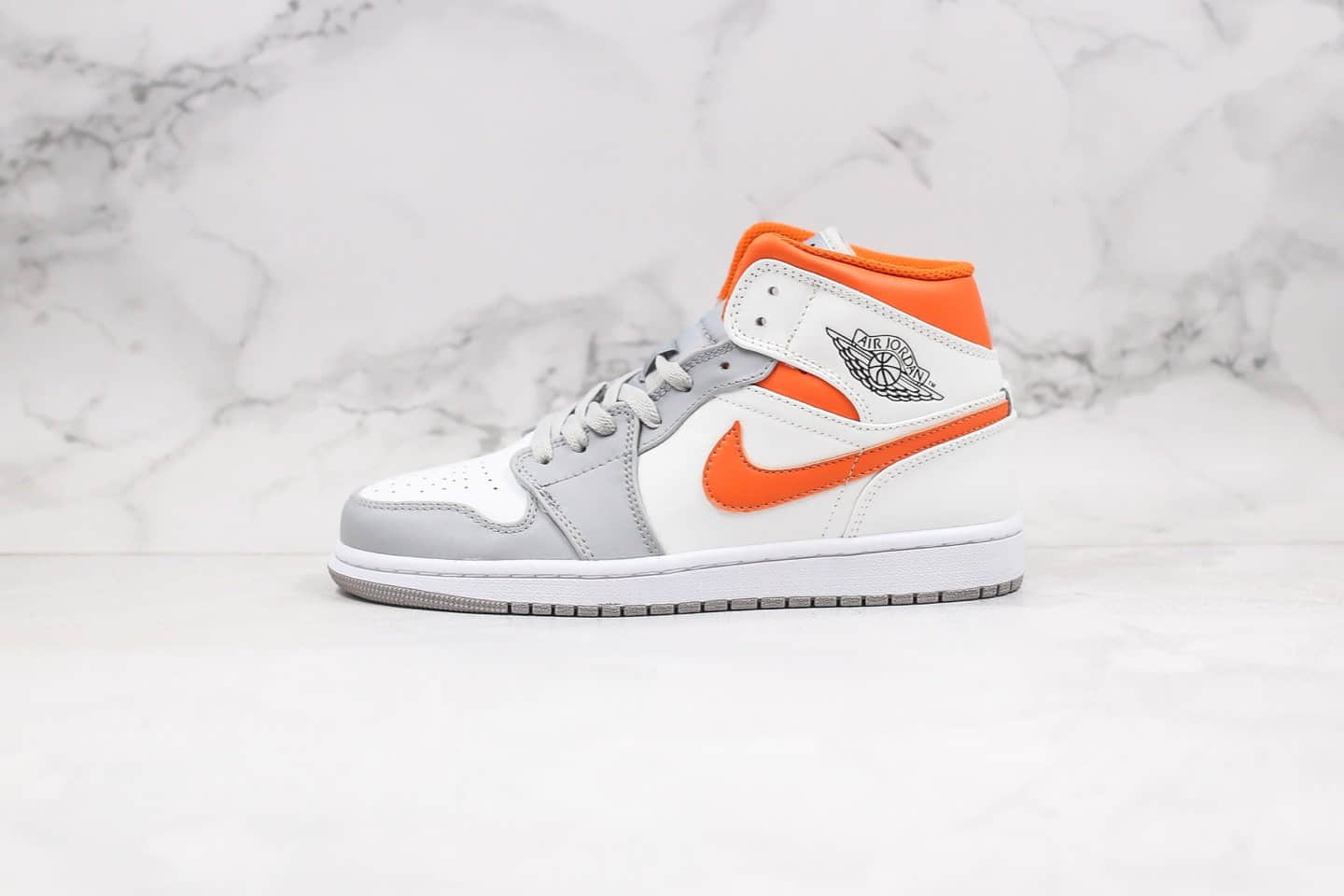 乔丹Air Jordan 1 MidOrange Grey纯原版本中帮AJ1灰橙色原盒配件头层材质 货号:CW7591-100