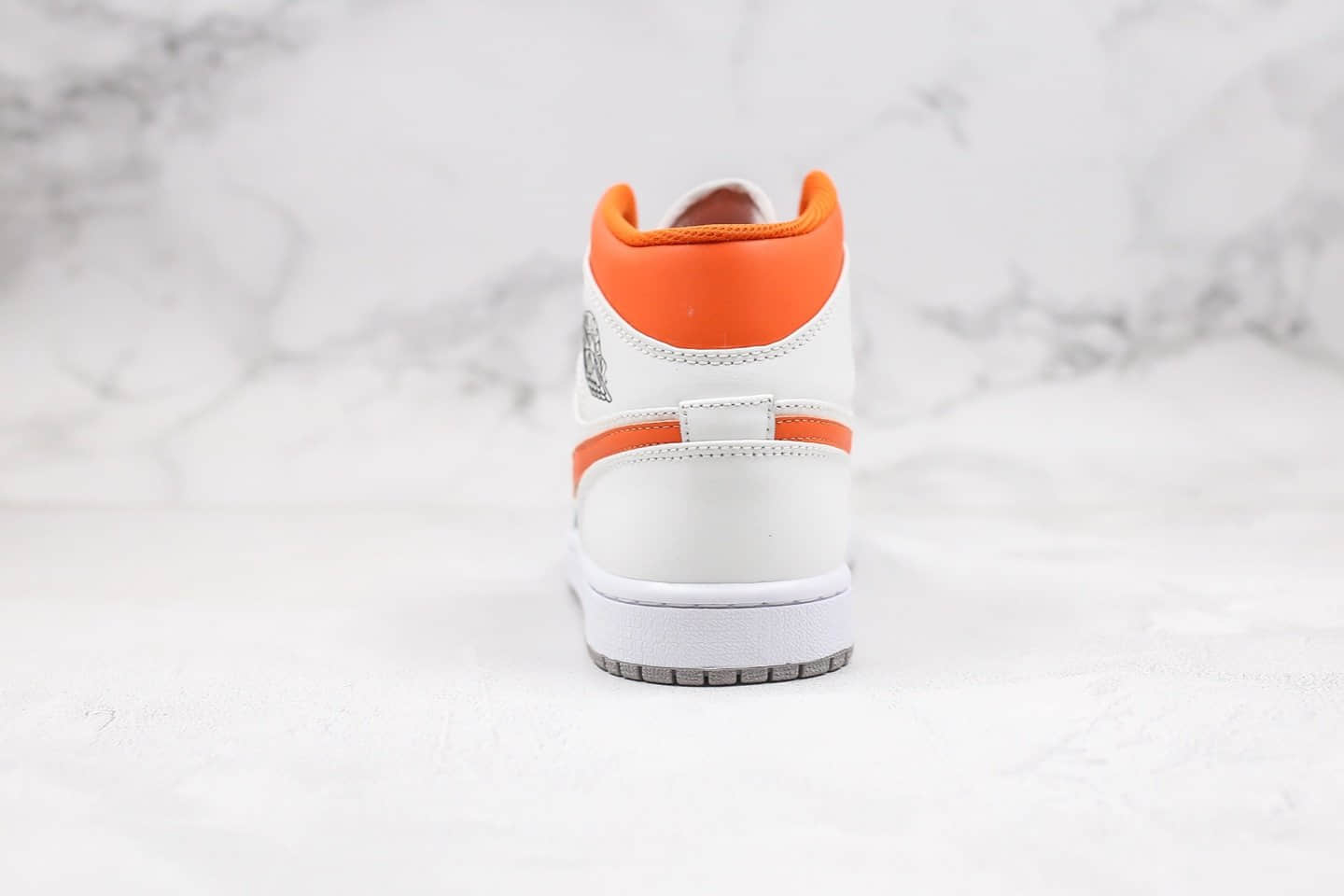 乔丹Air Jordan 1 MidOrange Grey纯原版本中帮AJ1灰橙色原盒配件头层材质 货号:CW7591-100