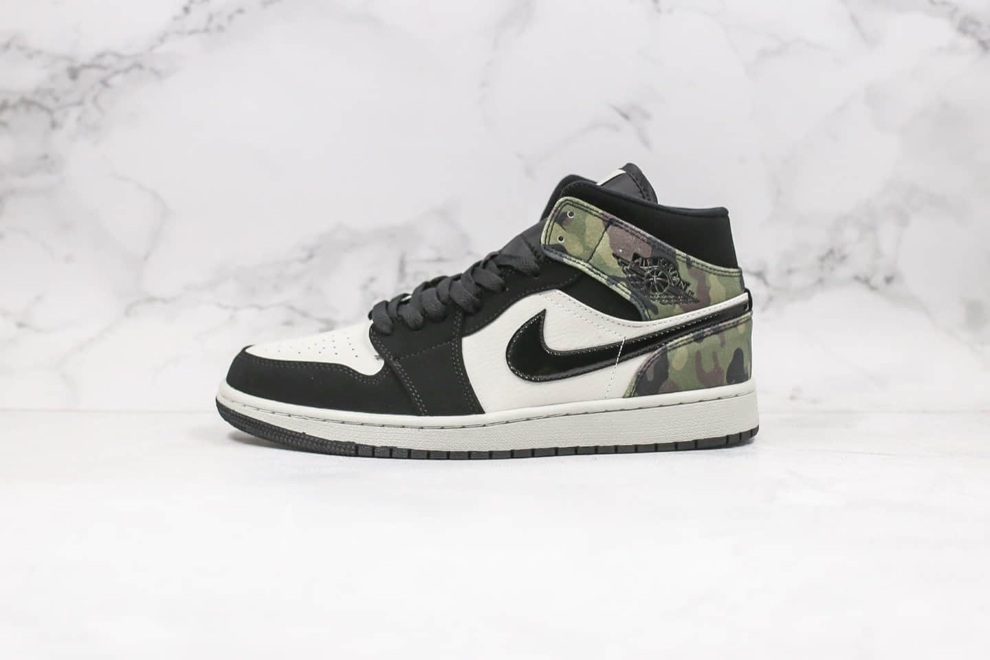 乔丹Air Jordan 1 Mid BHM EQUALITY纯原版本中帮AJ1迷彩黑绿色正确飞翼正确后跟定型 货号:CW5490-001