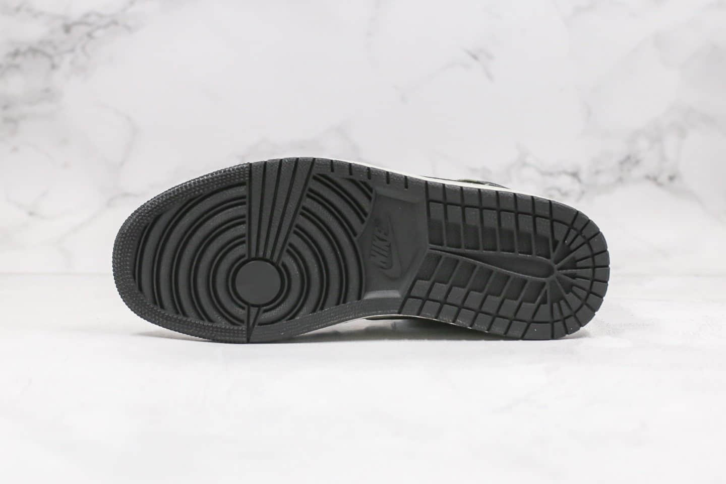 乔丹Air Jordan 1 Mid BHM EQUALITY纯原版本中帮AJ1迷彩黑绿色正确飞翼正确后跟定型 货号:CW5490-001