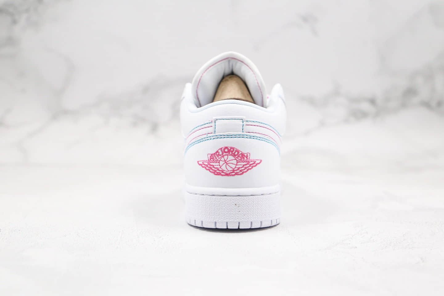 乔丹Air Jordan 1 Low纯原版本低帮AJ1红蓝描边白粉色白桃红糖果色内置气垫正确鞋面材质 货号:554723-101