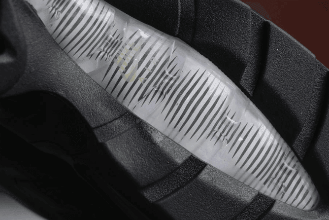 Nike Air Max 95 ESSENTIAL军绿色 耐克子弹公司级高品质95系列内置军绿色气垫 货号:749766-024