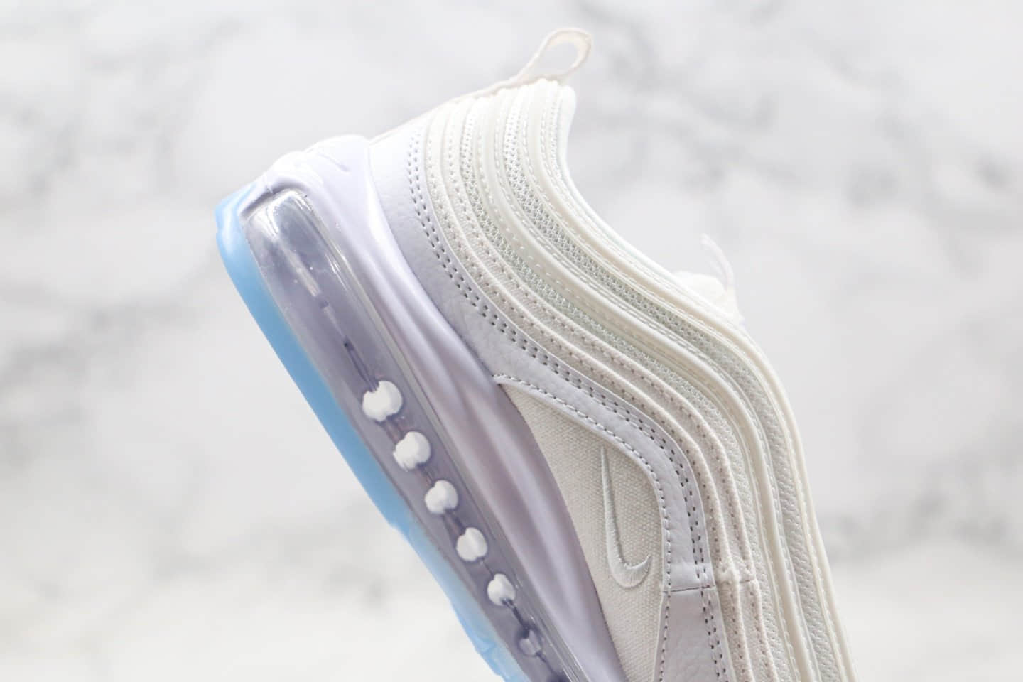 耐克Nike Air Max 97 White Ice纯原版本子弹头气垫鞋冰蓝圣火白色内置真小潘气垫原楦头纸板打造 货号:CT4526-100