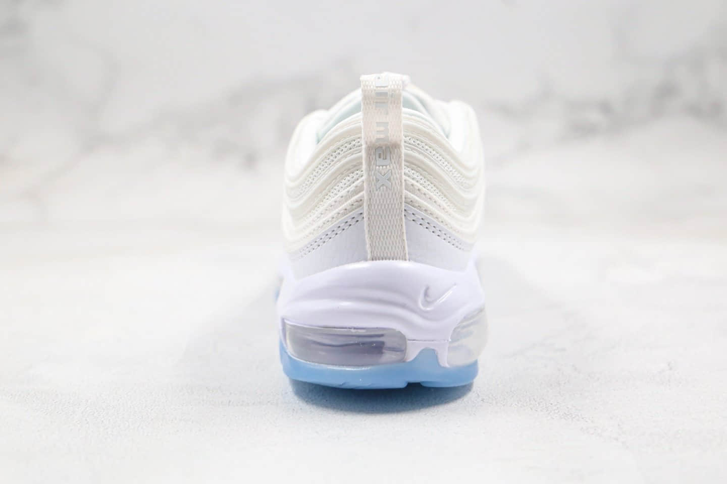 耐克Nike Air Max 97 White Ice纯原版本子弹头气垫鞋冰蓝圣火白色内置真小潘气垫原楦头纸板打造 货号:CT4526-100