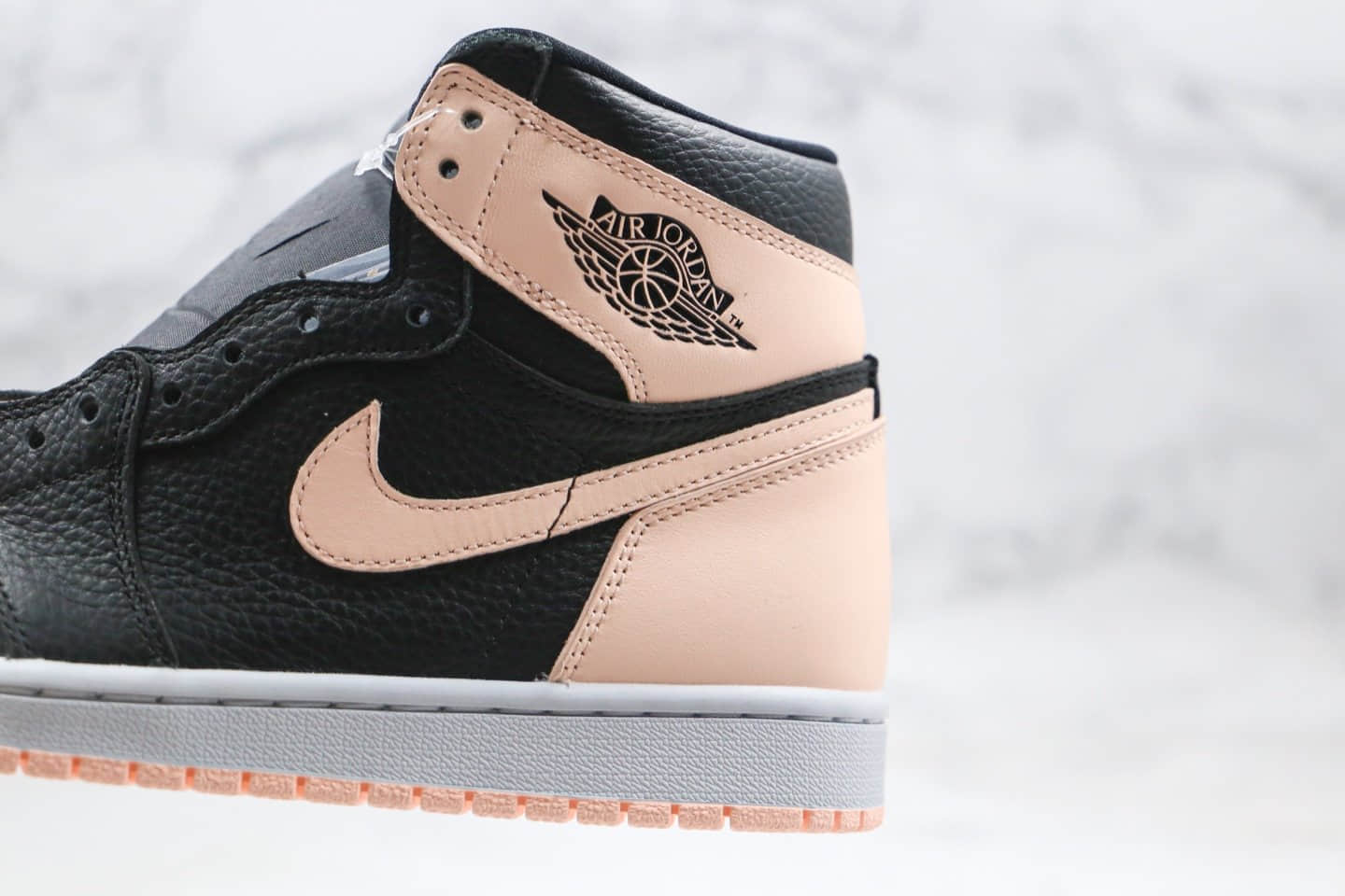 乔丹Air Jordan 1 High OG Crimson Tint纯原版本高帮AJ1黑粉脚趾原盒原标正确后跟定型 货号:555088-081