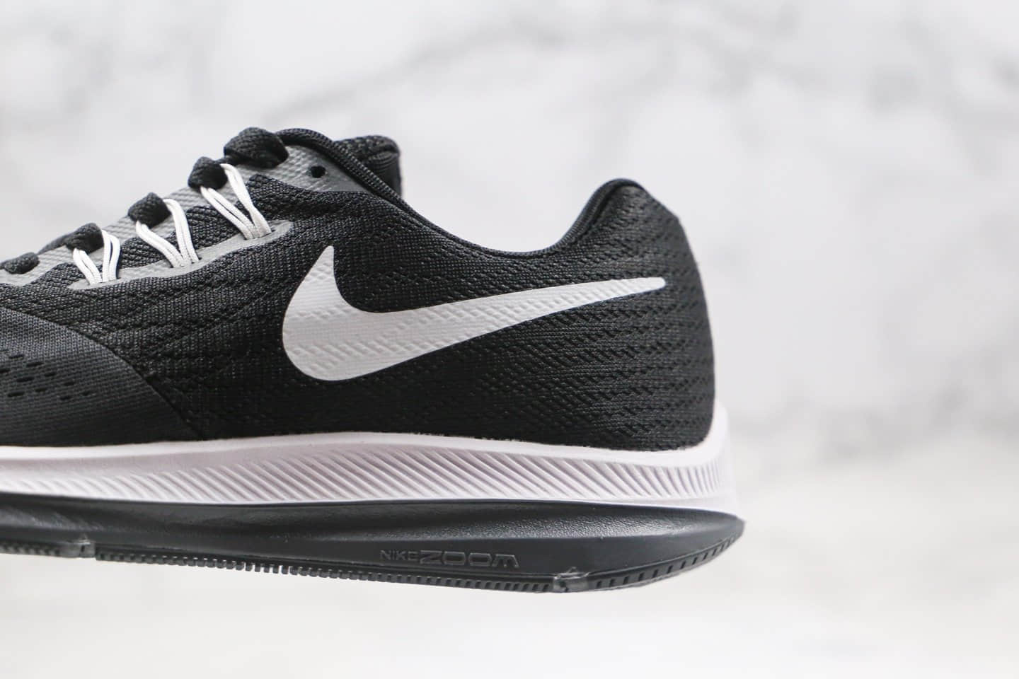 耐克Nike Zoom WINFLO 4纯原版本登月4代网面透气跑步鞋黑白色原厂鞋底原盒原标 货号:898466-001