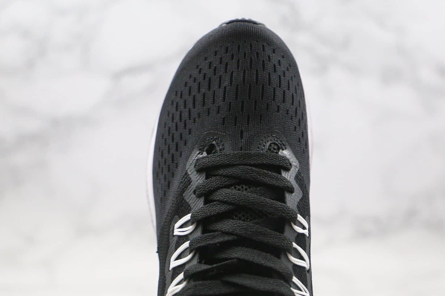 耐克Nike Zoom WINFLO 4纯原版本登月4代网面透气跑步鞋黑白色原厂鞋底原盒原标 货号:898466-001