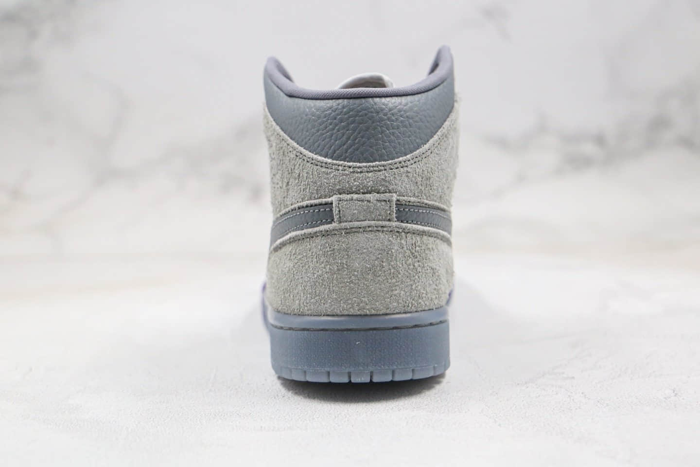 乔丹Air Jordan 1 Mid纯原版本中帮AJ1芝加哥设计师联名款侵染灰紫色原盒原标原鞋开模一比一打造 货号:CW5897-005