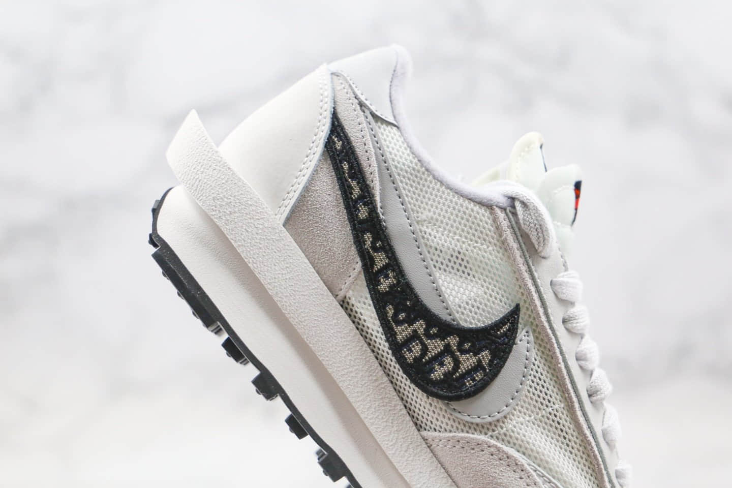 耐克Sacai x Dior x Nike LVD Waffle Daybreak公司级版本迪奥联名华夫跑鞋灰黑色原材打造区别市面通货 货号:CN8898-002