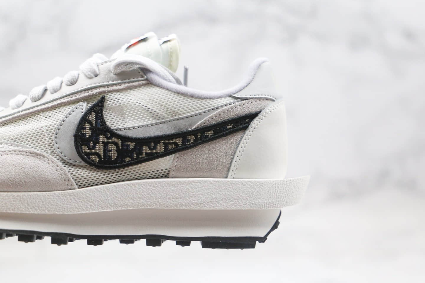 耐克Sacai x Dior x Nike LVD Waffle Daybreak公司级版本迪奥联名华夫跑鞋灰黑色原材打造区别市面通货 货号:CN8898-002