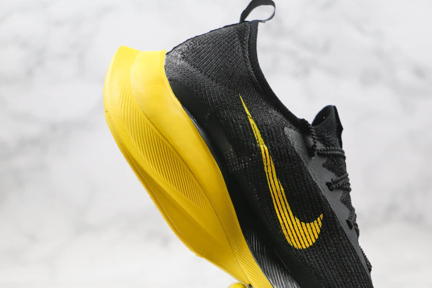 耐克Nike Air Zoom Alphafly NEXT%「破2」纯原版本马拉松厚底跑步鞋黑黄色内置碳板加气垫 货号:CI9925-700