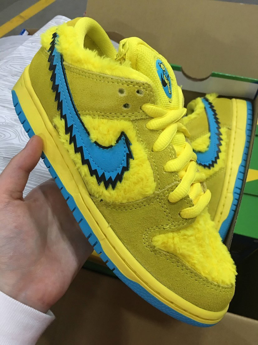 小熊联名 Dunk Low完整实物图曝光！下月登场！ 货号：CJ5378-700