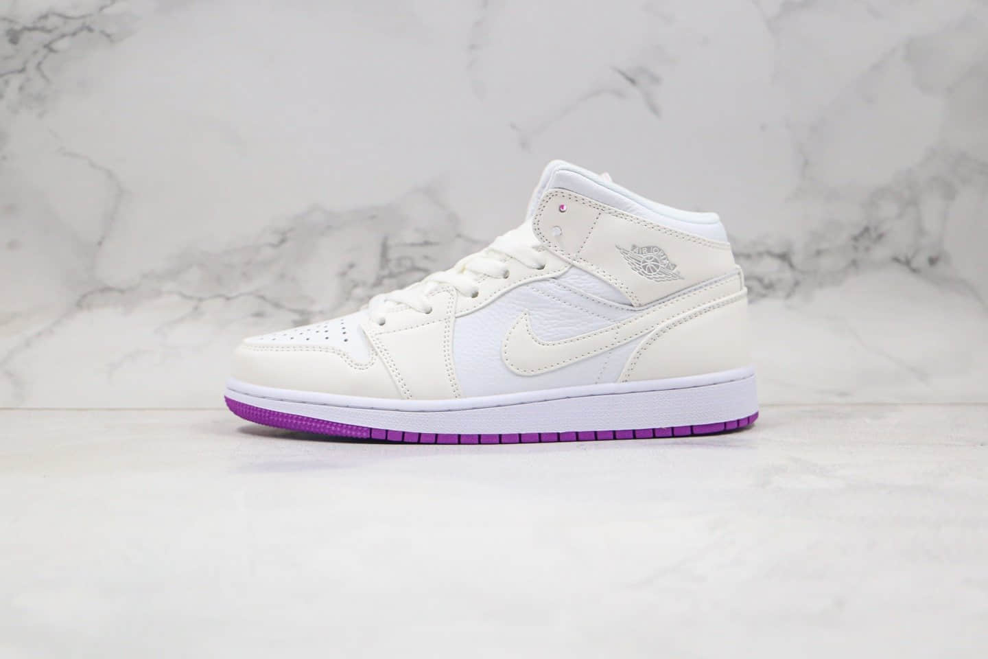 乔丹Air Jordan MID纯原版本中帮AJ1变色龙白粉色原盒原标原楦头纸板打造id (ID:38177) - 图片1