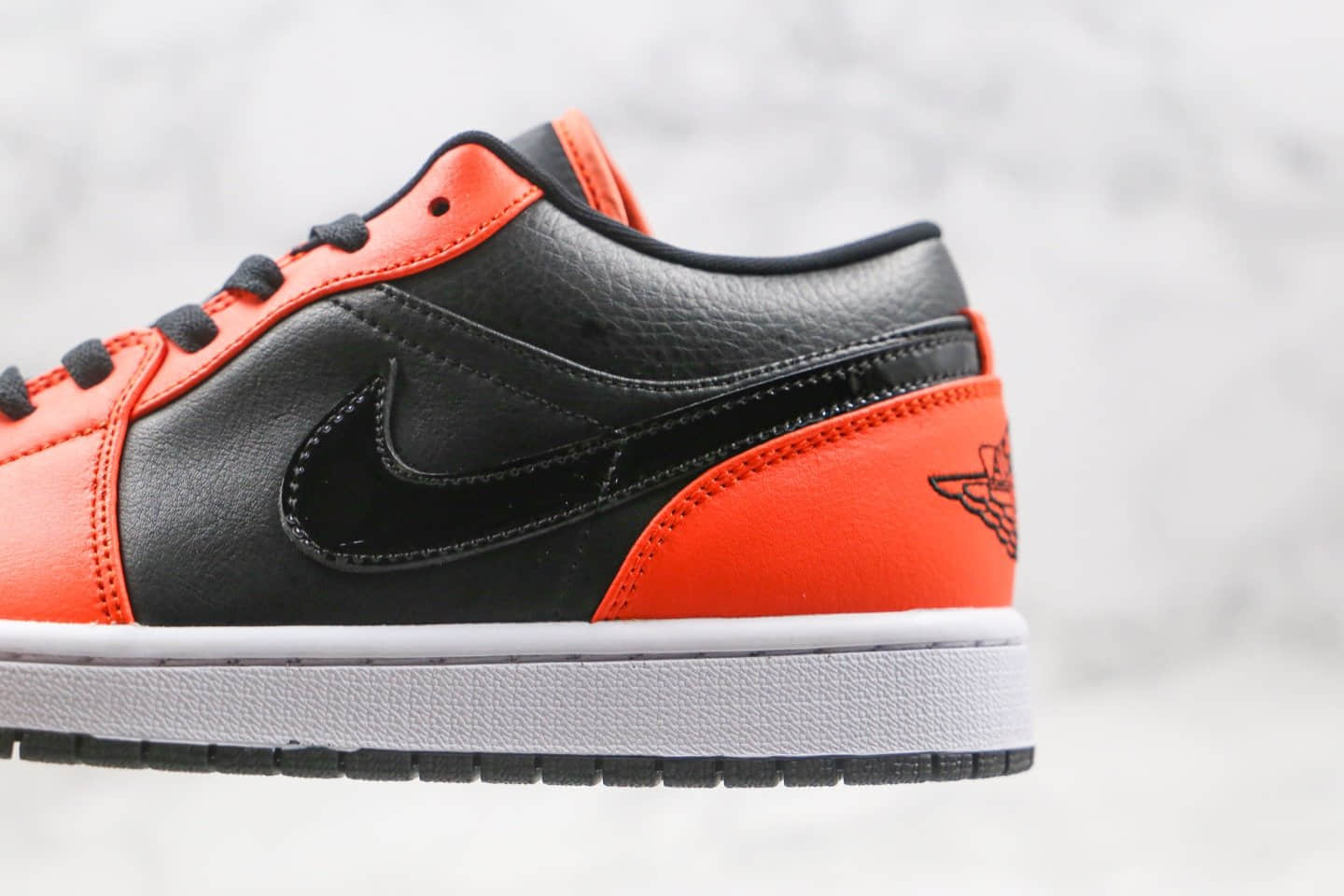 乔丹Air Jordan 1 Low纯原版本低帮AJ1黑扣碎黑橙色内置气垫正确后跟定型原厂头层皮革鞋面 货号:CK3022-008