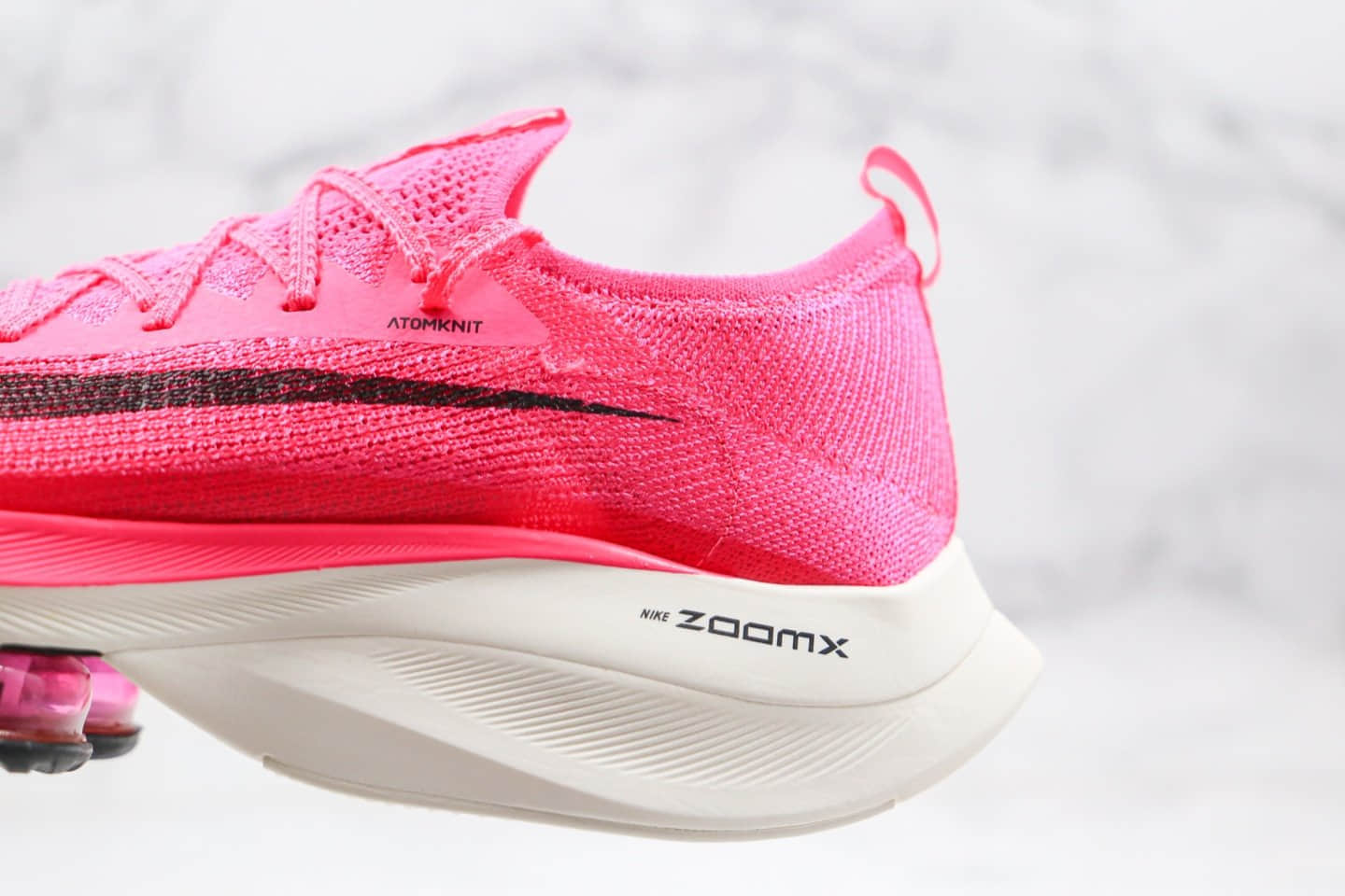 耐克Nike Air Zoom Alphafly NEXT%「破2」马拉松慢跑鞋粉色内置真碳板气垫支持高强度长跑 货号:CI9925-022