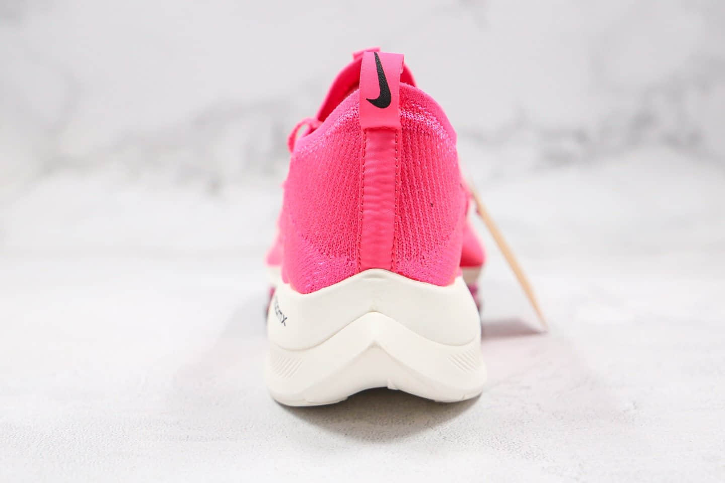 耐克Nike Air Zoom Alphafly NEXT%「破2」马拉松慢跑鞋粉色内置真碳板气垫支持高强度长跑 货号:CI9925-022