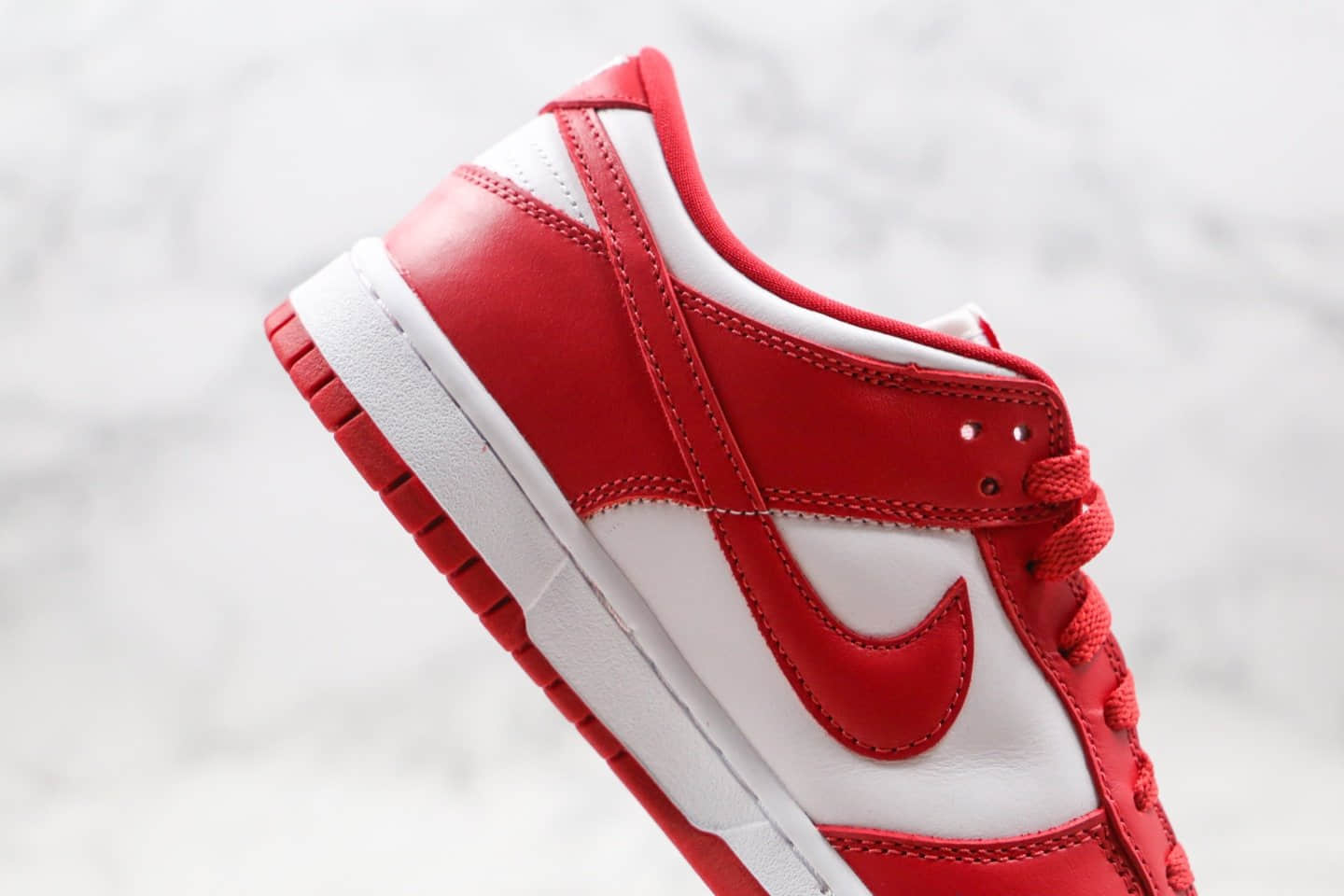 耐克Nike SB Dunk Low ST.JHONS纯原版本低帮肯塔基大学SB板鞋白红色原档案数据开发 货号:CU1727-100