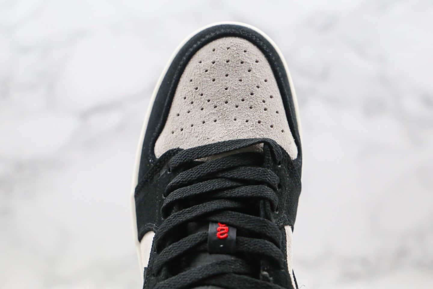乔丹Air Jordan 1 Low University Gold纯原版本低帮AJ1黑黄脚趾麂皮内置气垫正确鞋面麂皮材质 货号:553558-127