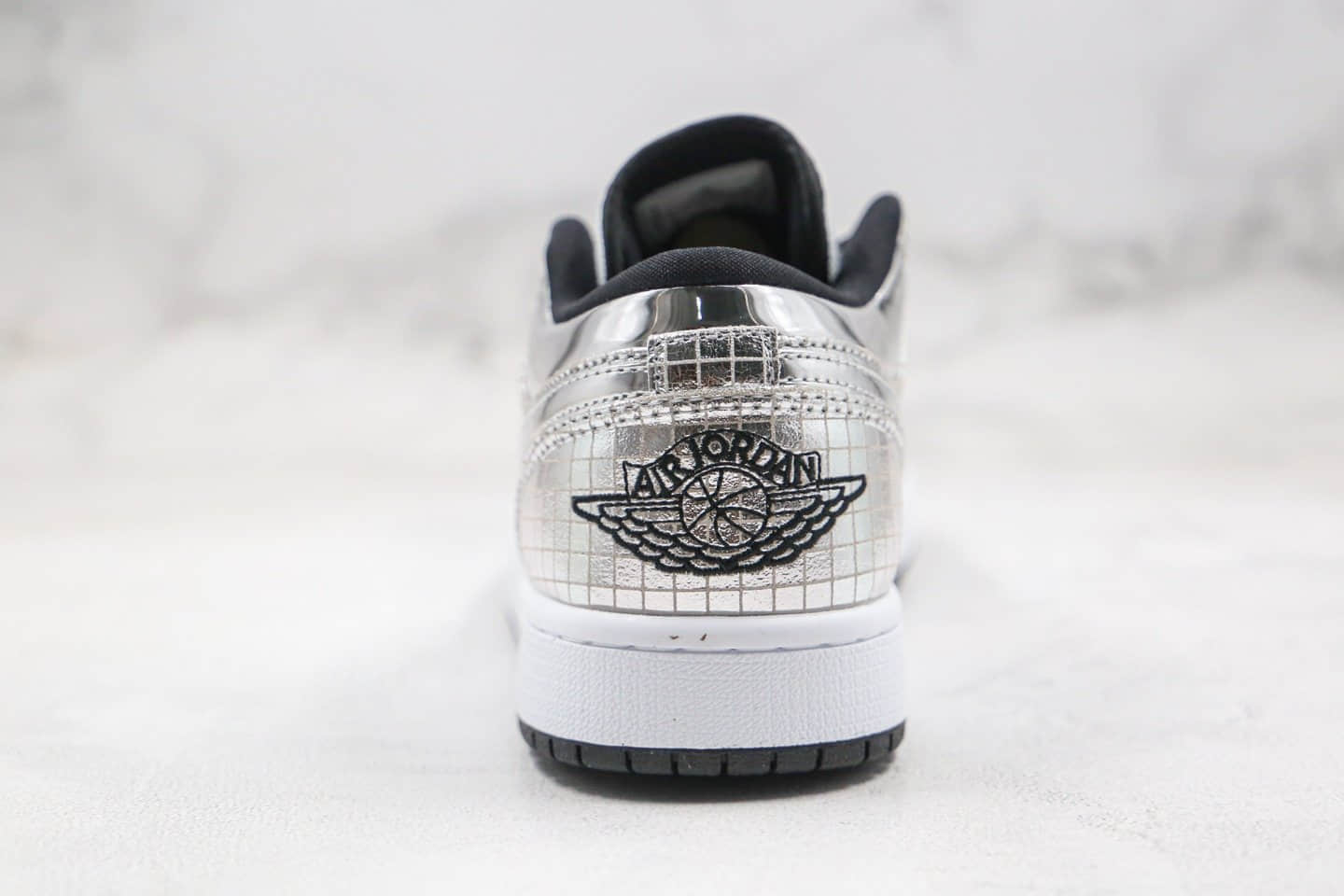 乔丹Air Jordan 1 Low公司级版本低帮AJ1蜘蛛网银色金属银原鞋开模 货号:553558-001