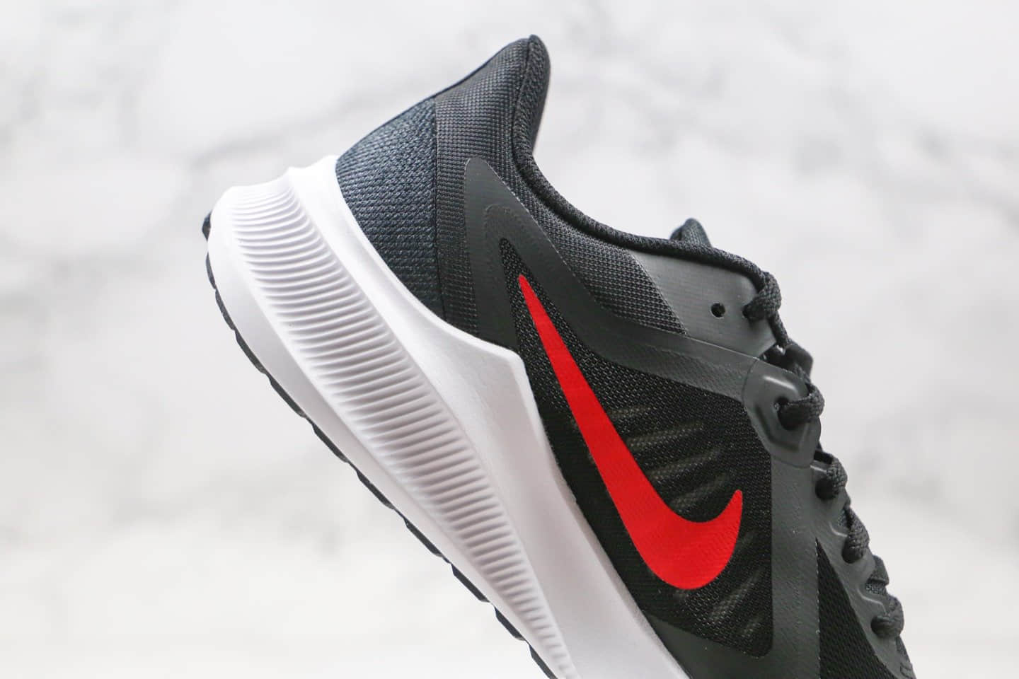 耐克Nike Downshimdter 10纯原版本登月十代黑红色透气跑步鞋原盒原标 货号:CI9981-006