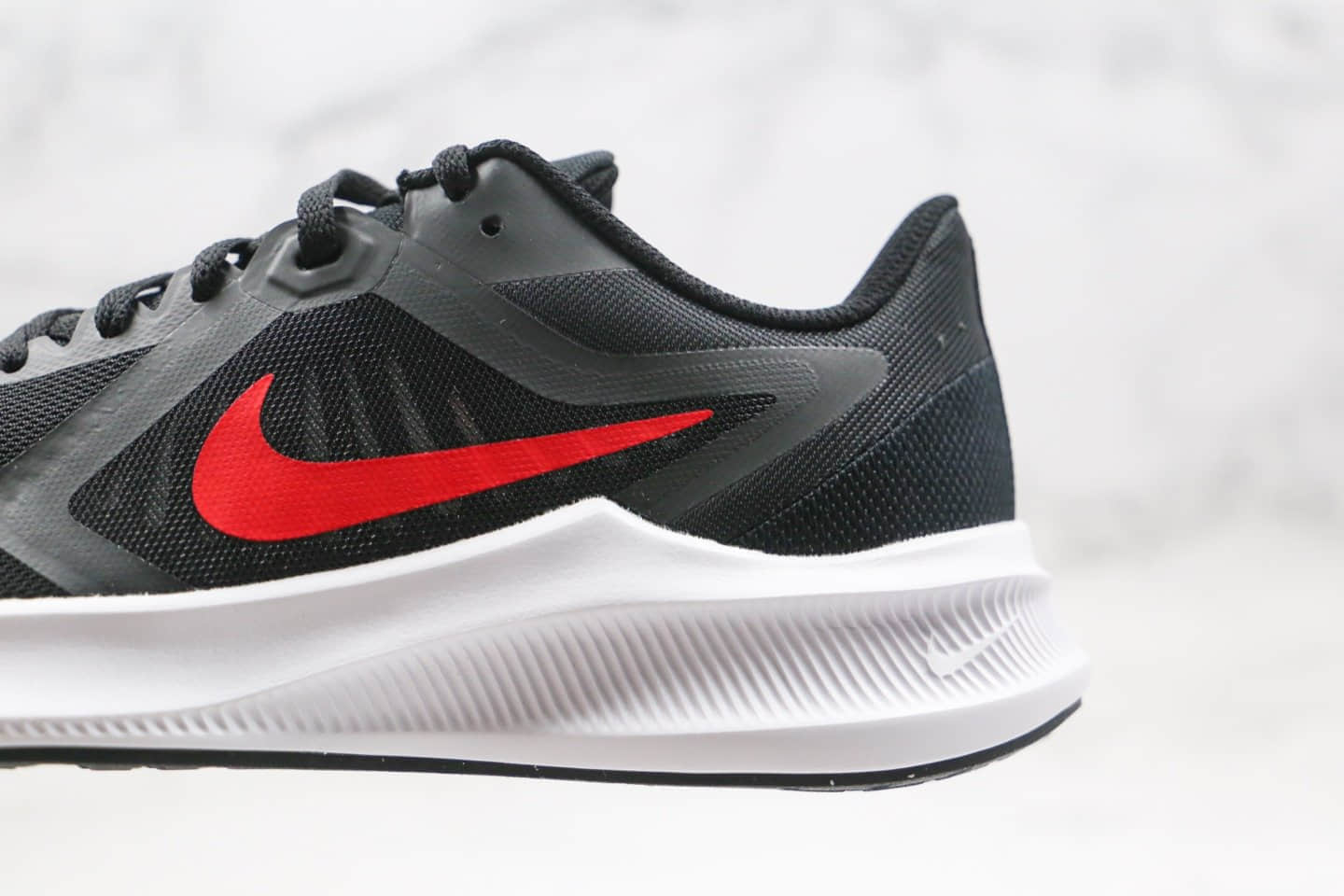 耐克Nike Downshimdter 10纯原版本登月十代黑红色透气跑步鞋原盒原标 货号:CI9981-006