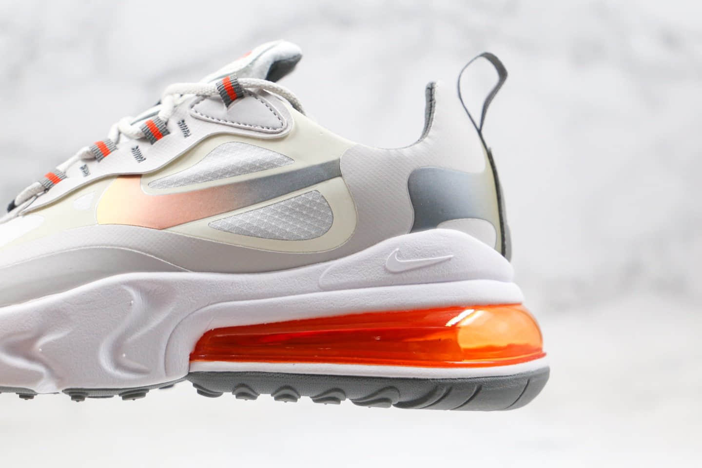 耐克Nike Air Max 270 React纯原版本半掌气垫Max270气垫鞋炫彩米白灰金渐变色原鞋开模一比一打造 货号:CD6615-100