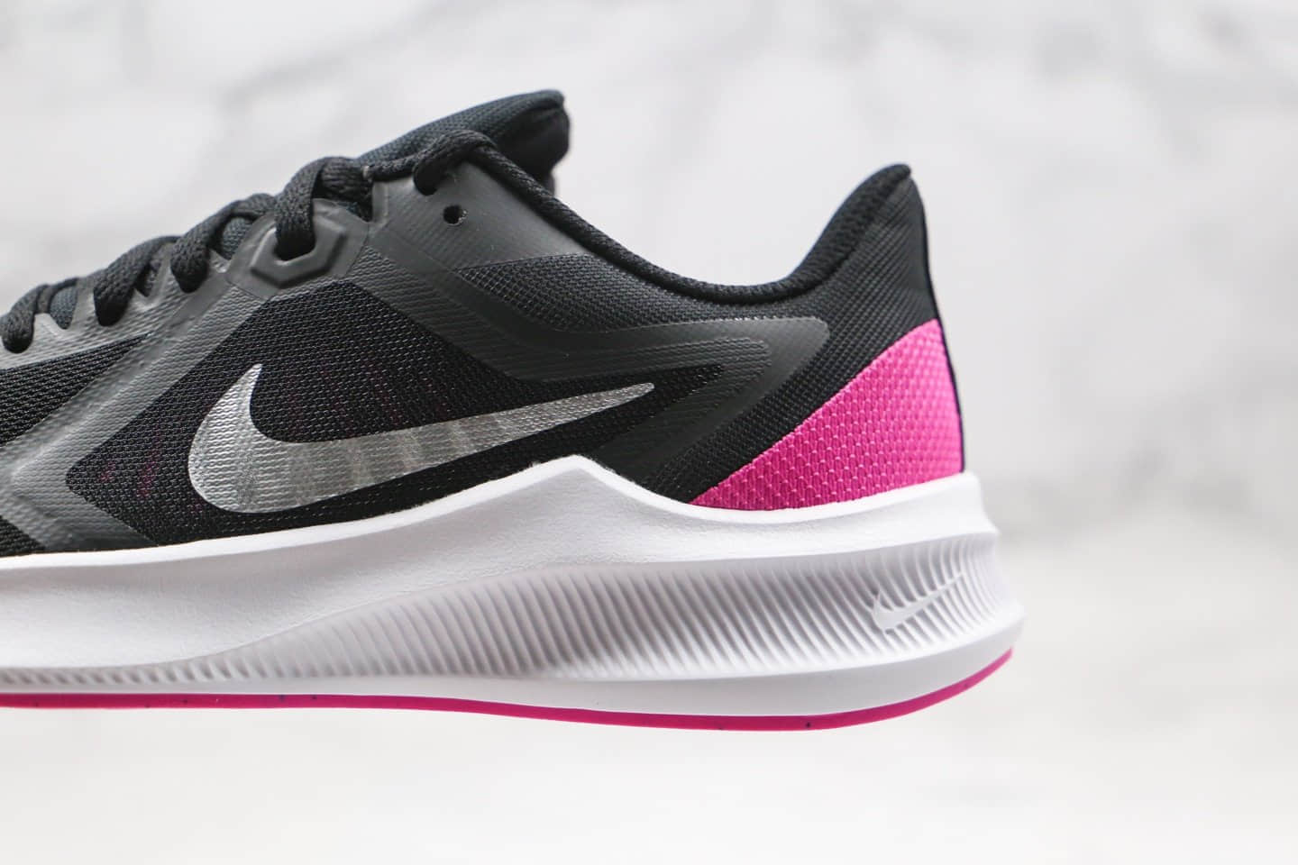 耐克Nike Downshimdter 10纯原版本登月透气慢跑鞋十代黑粉色原盒原标正确缓震大底 货号:CI9984-004