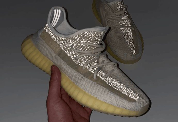Yeezy 350 V2 “Abez”满天星实物首度曝光!设计有点不一样! 货号:FZ5246