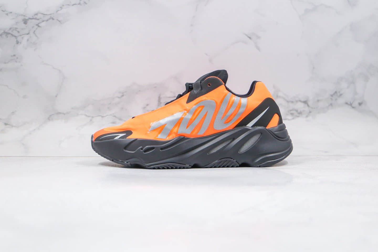 阿迪达斯Adidas Yeezy Boost 700V3纯原版本椰子700三代爆米花跑鞋黑橙色原档案数据开发 货号:FV3258